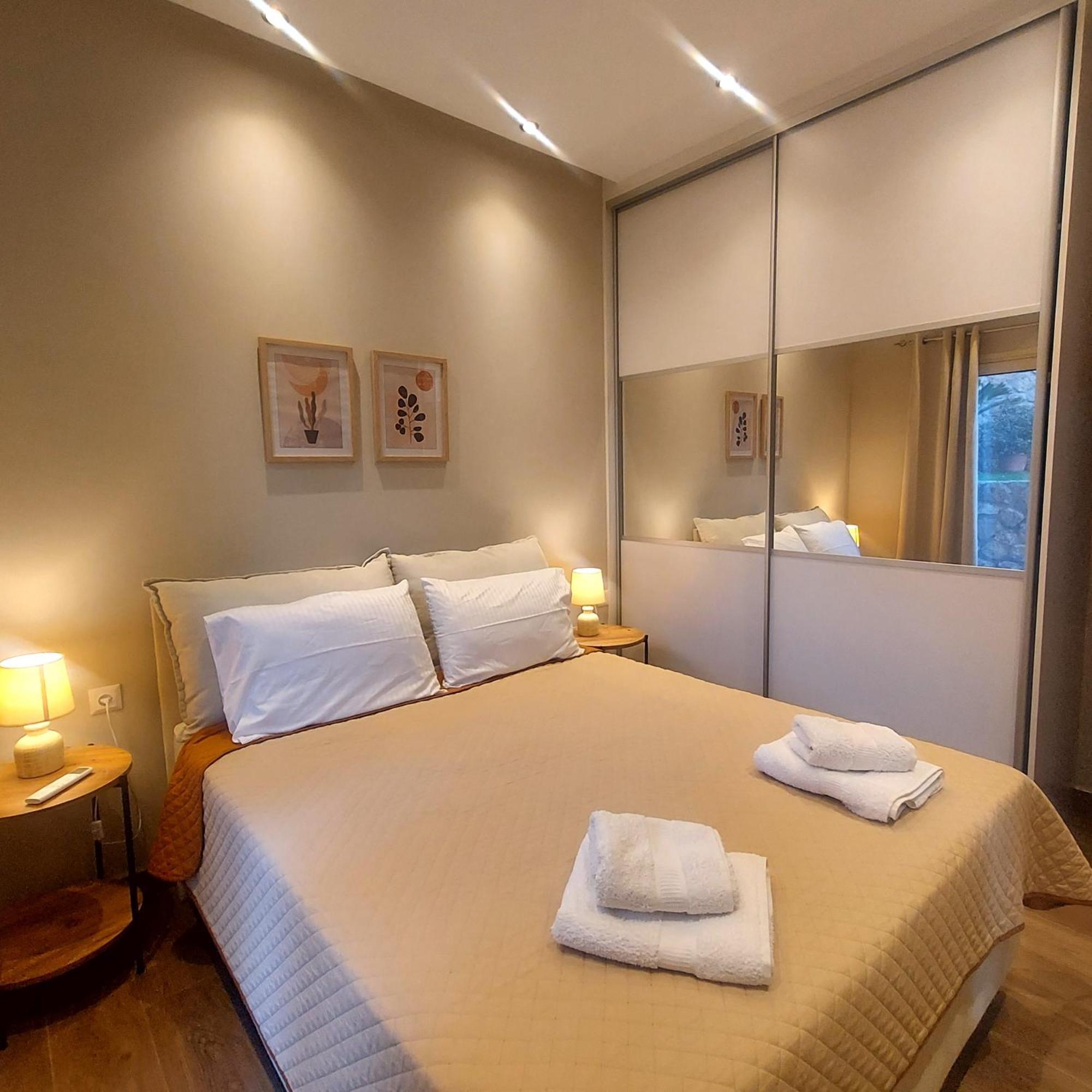 Adelinas' Apartment 아르고스톨리온 외부 사진