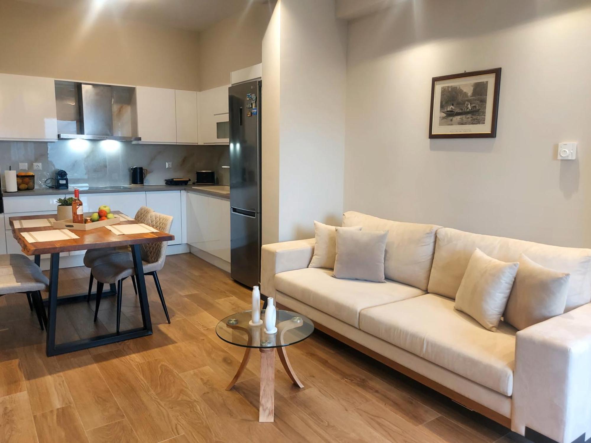 Adelinas' Apartment 아르고스톨리온 외부 사진
