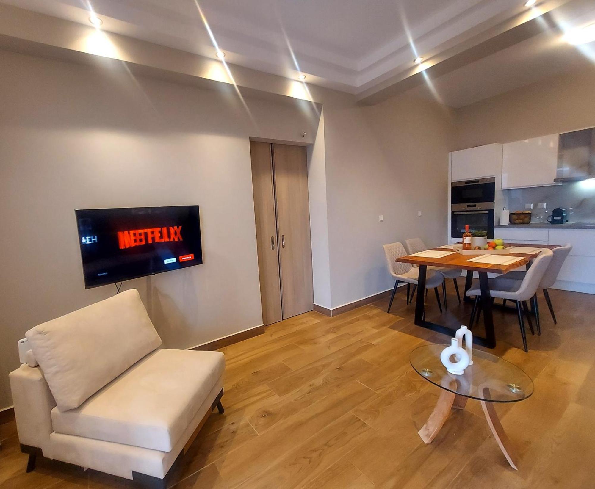 Adelinas' Apartment 아르고스톨리온 외부 사진